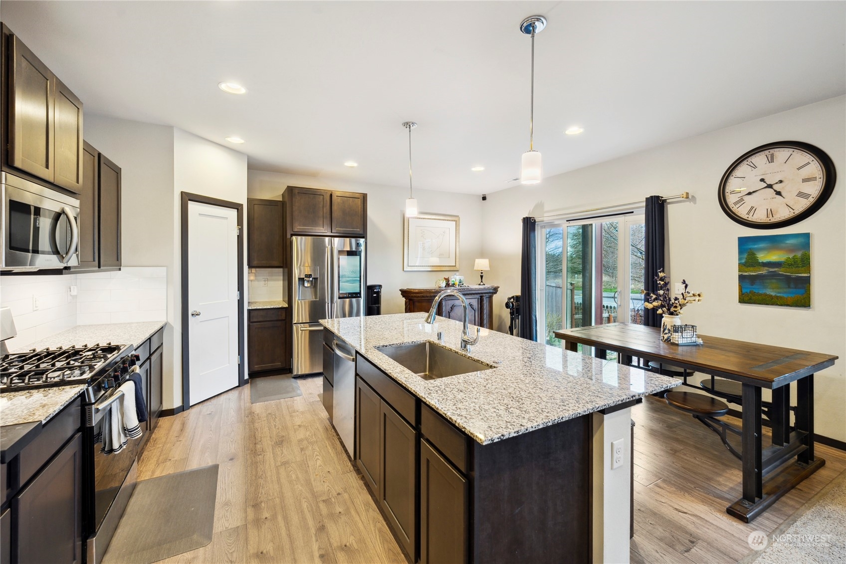 3353 Inverness Street Mount Vernon, WA 98273 - Photo 6 of 32 Gallery Image 6
