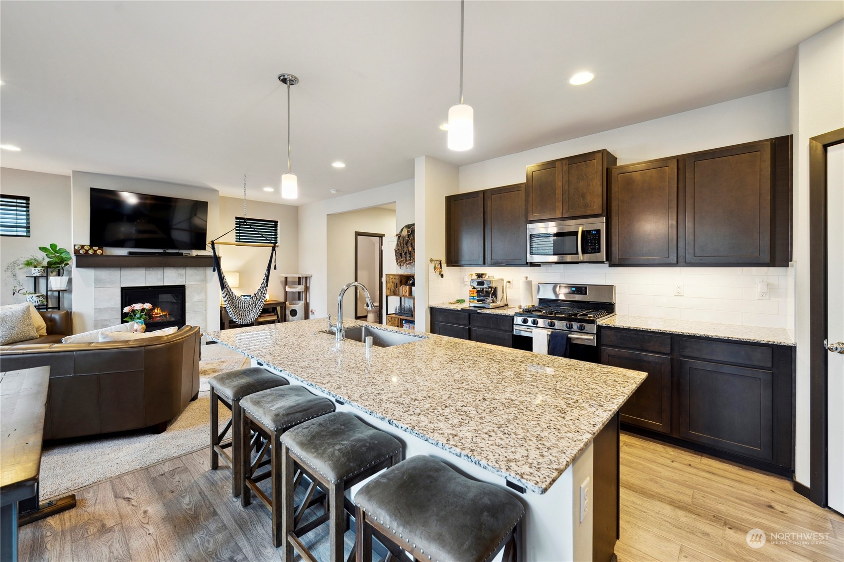 3353 Inverness Street Mount Vernon, WA 98273 - Photo 7 of 32 Gallery Image 7