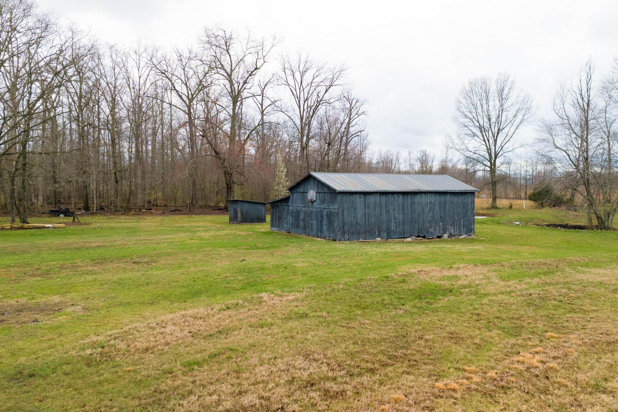 575 Compton Road Jeffersonville, KY 40337 - Photo 26 of 46 DJI_20260316232354_0026_D
