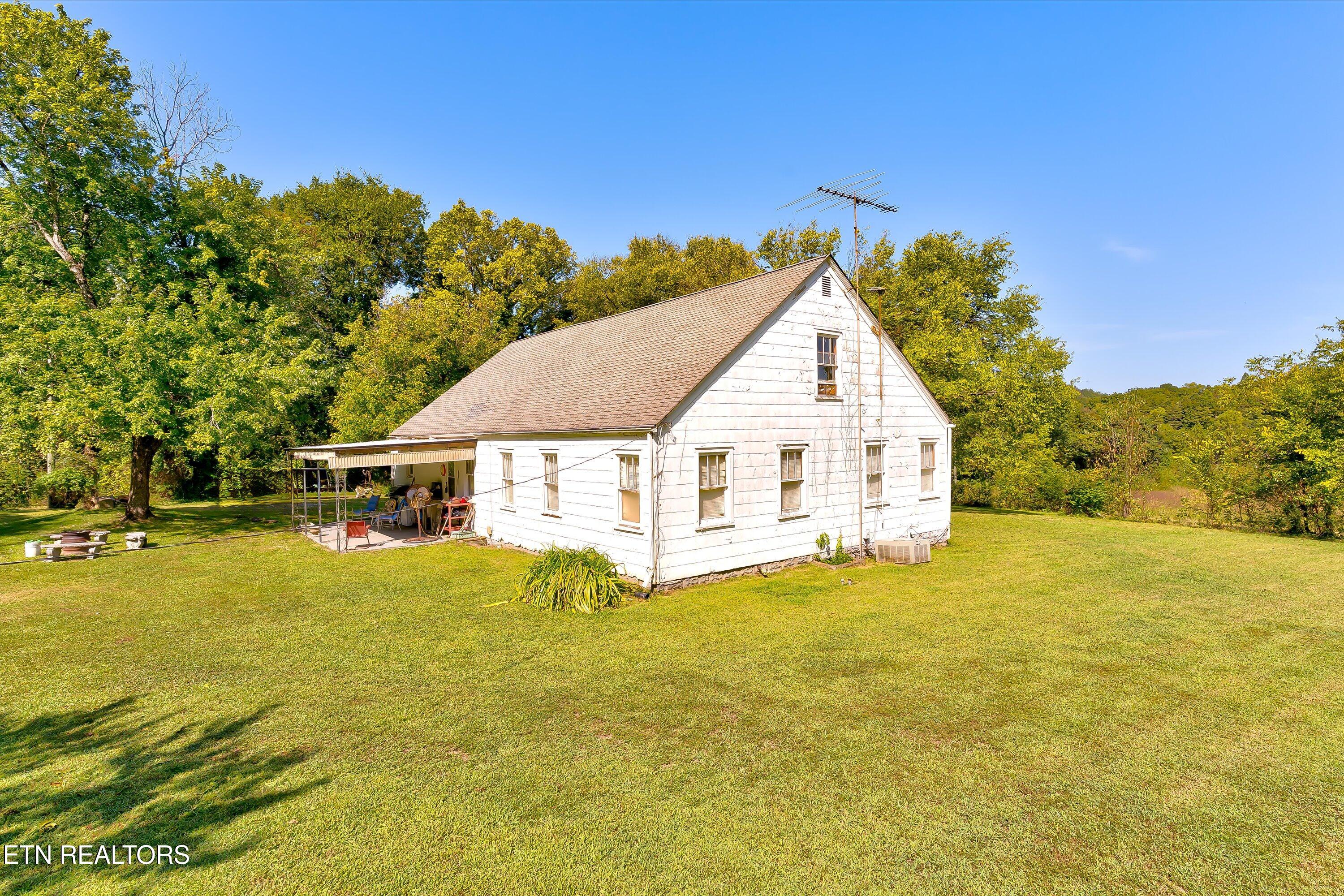 926 Sauls Road Seymour, TN 37865 - Photo 22 of 60 22-926 Sauls Rd-22