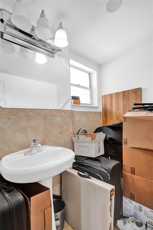 9235 Lagoon Place, Unit 207 Davie, FL 33324 - Photo 27 of 59