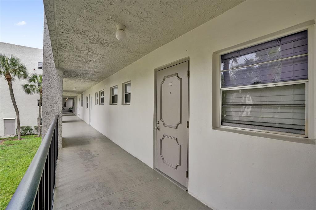 9235 Lagoon Place, Unit 207 Davie, FL 33324 - Photo 30 of 59