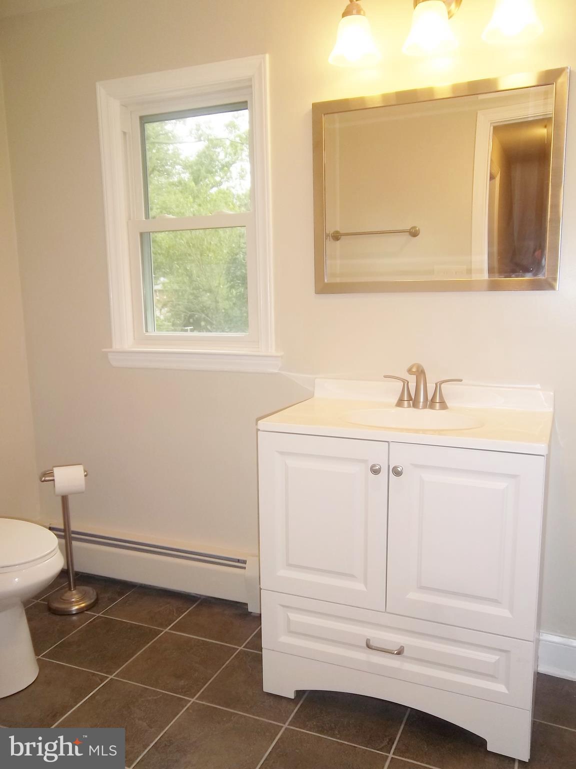 102 Barnes Corner Road Rising Sun, MD 21911 - Photo 23 of 29 Upstiars Bath