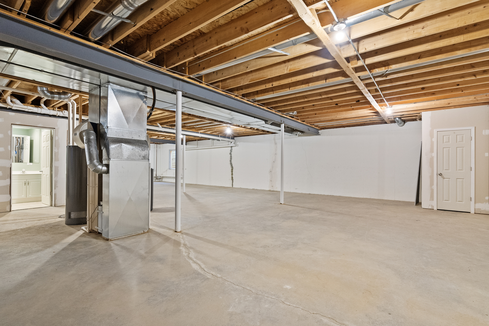 782 Baldwin Lane Romeoville, IL 60446 - Photo 22 of 39 a view of a garage