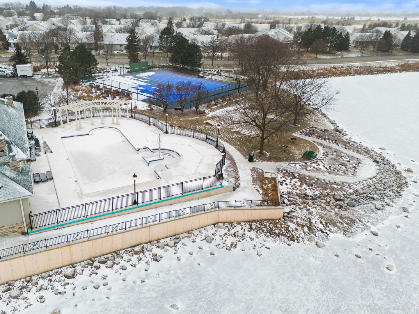 782 Baldwin Lane Romeoville, IL 60446 - Photo 33 of 39 a picture of a city view