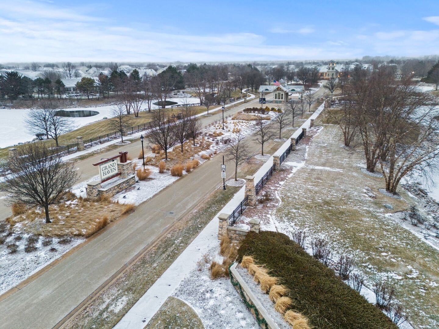 782 Baldwin Lane Romeoville, IL 60446 - Photo 35 of 39 a view of city and river