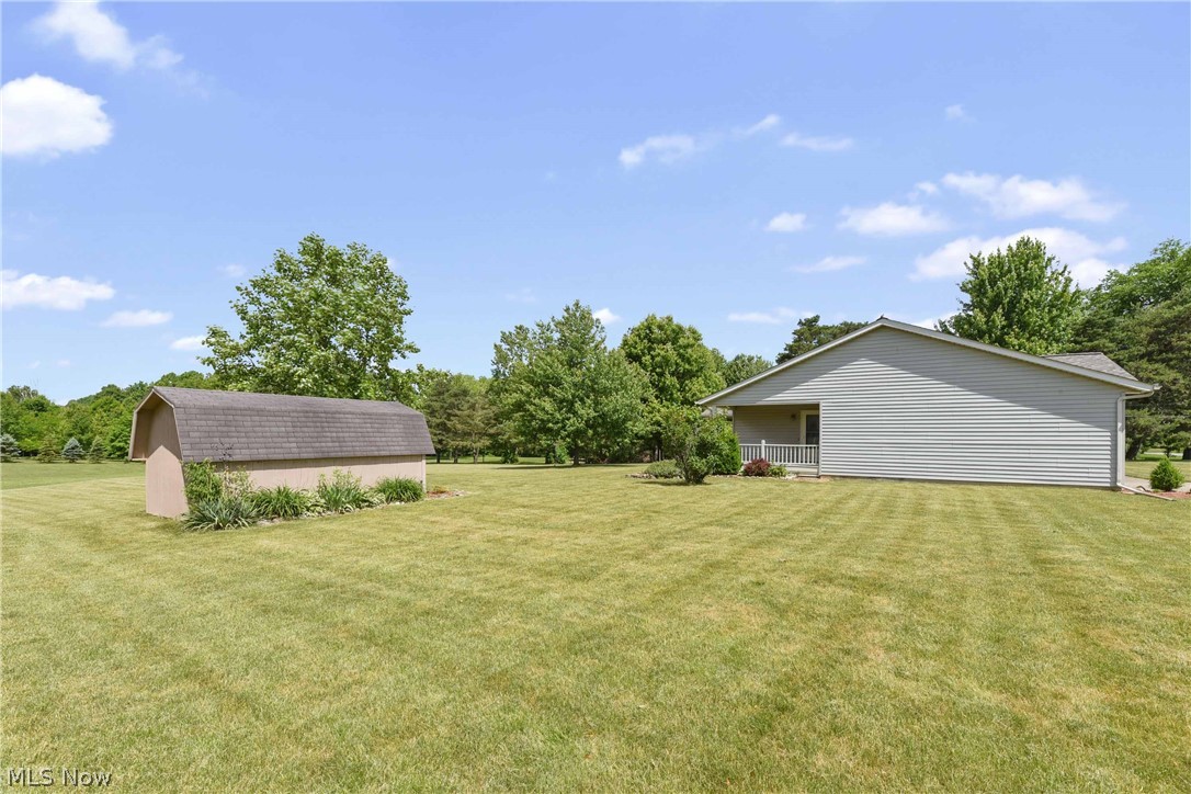 11600 Green Road Wakeman, OH 44889 - Photo 33 of 35