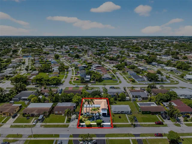 $940,017 | 10864 Southwest 141st Lane, Miami, FL 33176