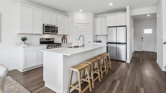 $549,990 | 14942 South Parkview Drive, Plainfield, IL 60544