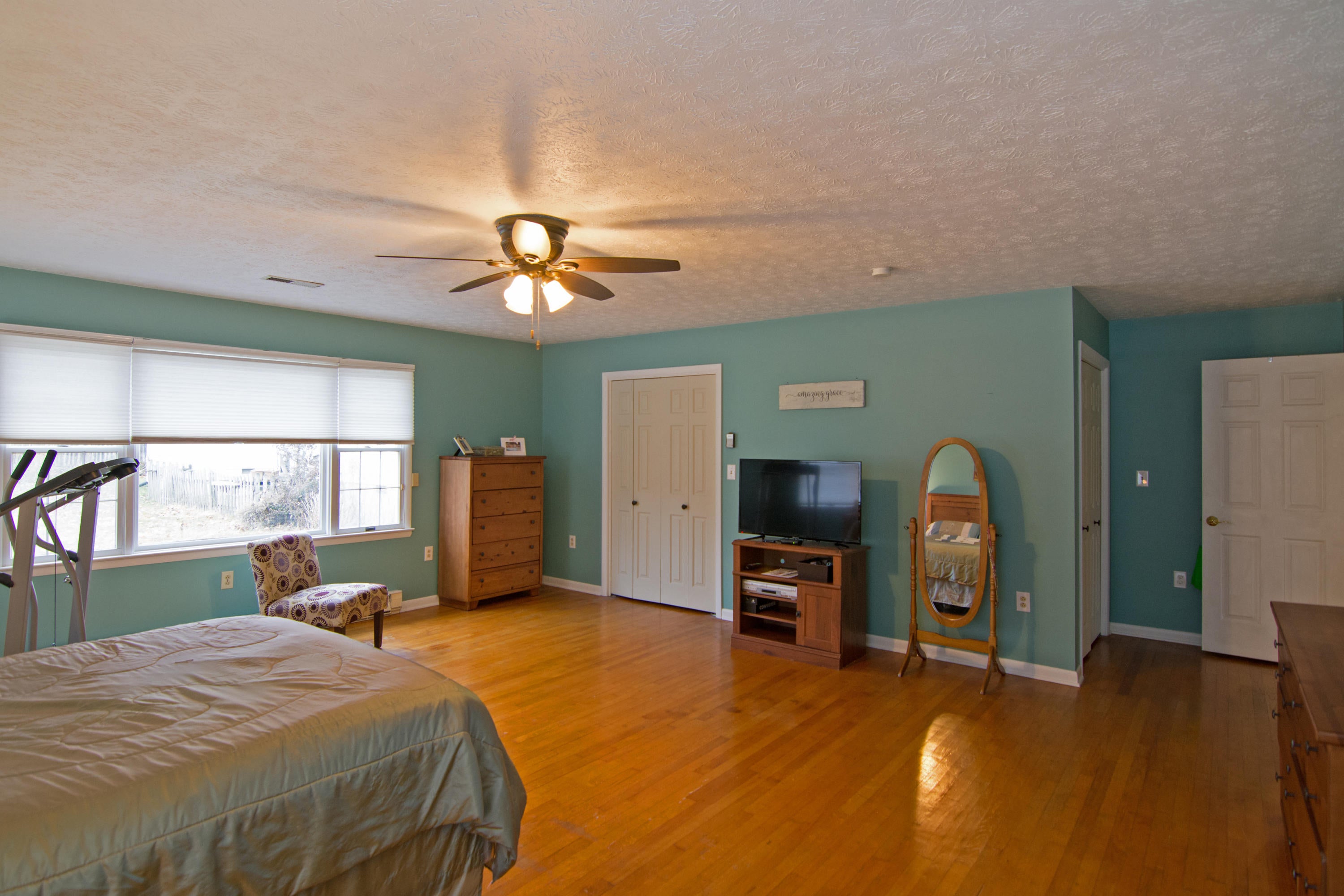 547 Rowan Road White Sulphur Springs, WV 24986 - Photo 37 of 58 Gallery Image 37