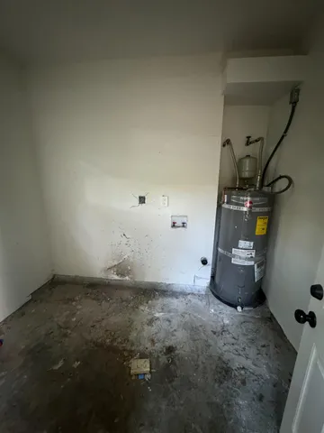 $2,100 | 4051 69th Street, Sacramento, CA 95820