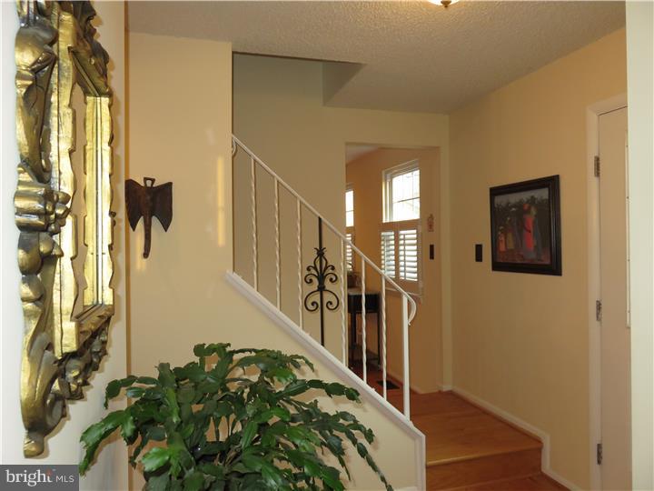 919 Chesterfield Road Haddonfield, NJ 08033 - Photo 16 of 20 Foyer
