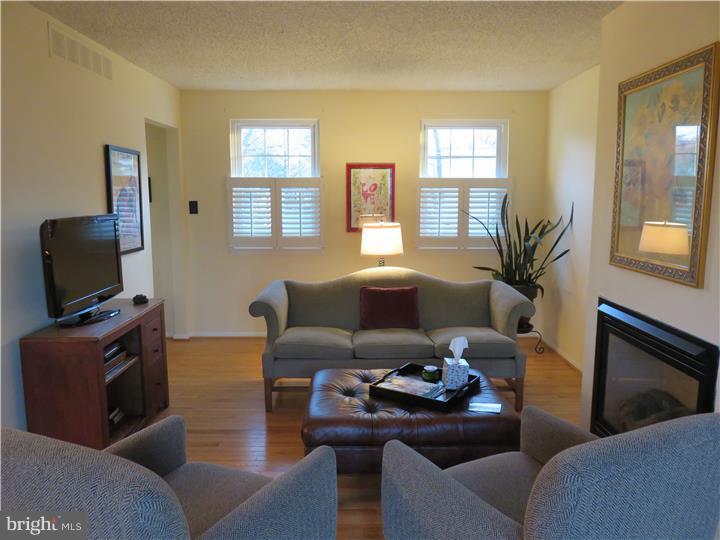 919 Chesterfield Road Haddonfield, NJ 08033 - Photo 6 of 20 Great Room