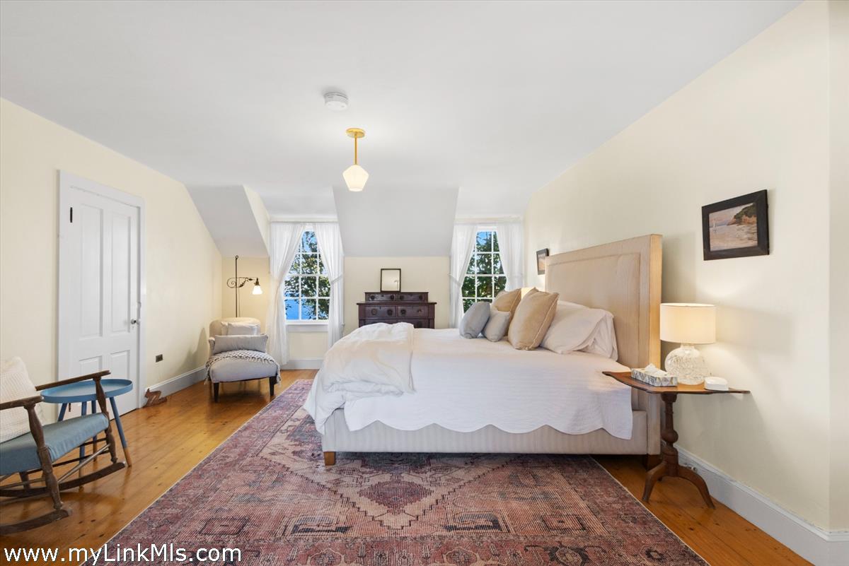 33 Shell Street Nantucket, MA 02554 - Photo 32 of 60