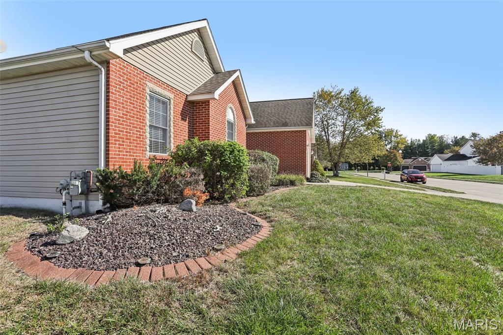 601 Whetstone Lane Mascoutah, IL 62258 - Photo 4 of 54