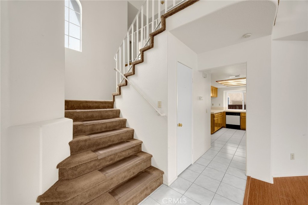 3631 Snowdrift Drive Riverside, CA 92503 - Photo 34 of 36 a view of entryway and hall with wooden floor