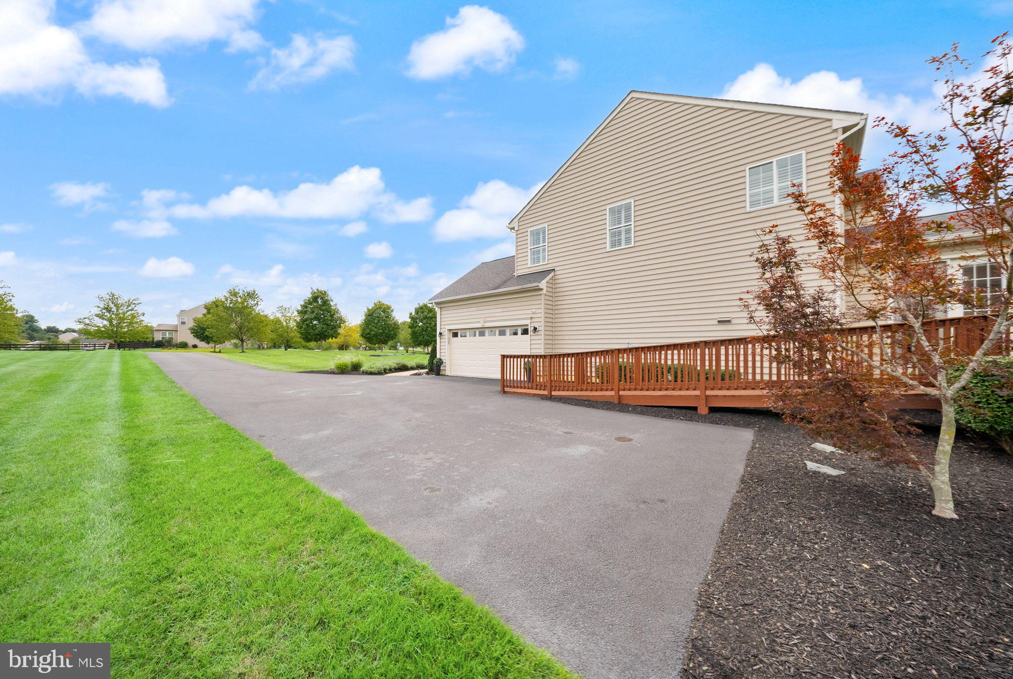 7054 Hi-Rock Ridge Road Warrenton, VA 20187 - Photo 80 of 84 Side Yard/Driveway