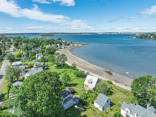$1,260,000 | 364 Island Avenue, Portland, ME 04108