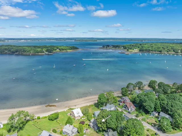 $1,260,000 | 364 Island Avenue, Portland, ME 04108