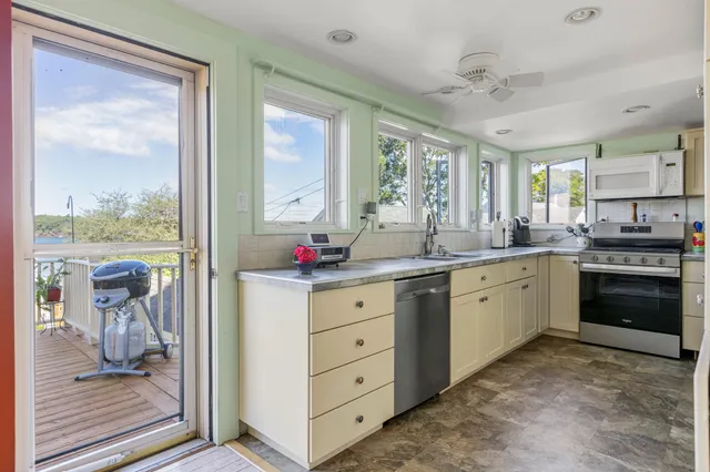 $1,260,000 | 364 Island Avenue, Portland, ME 04108