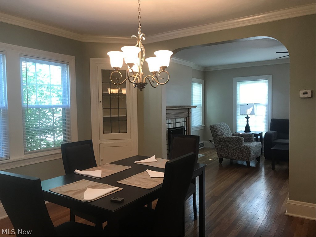 3568 Ingleside Road Shaker Heights, OH 44122 - Photo 5 of 22 First floor dining room
