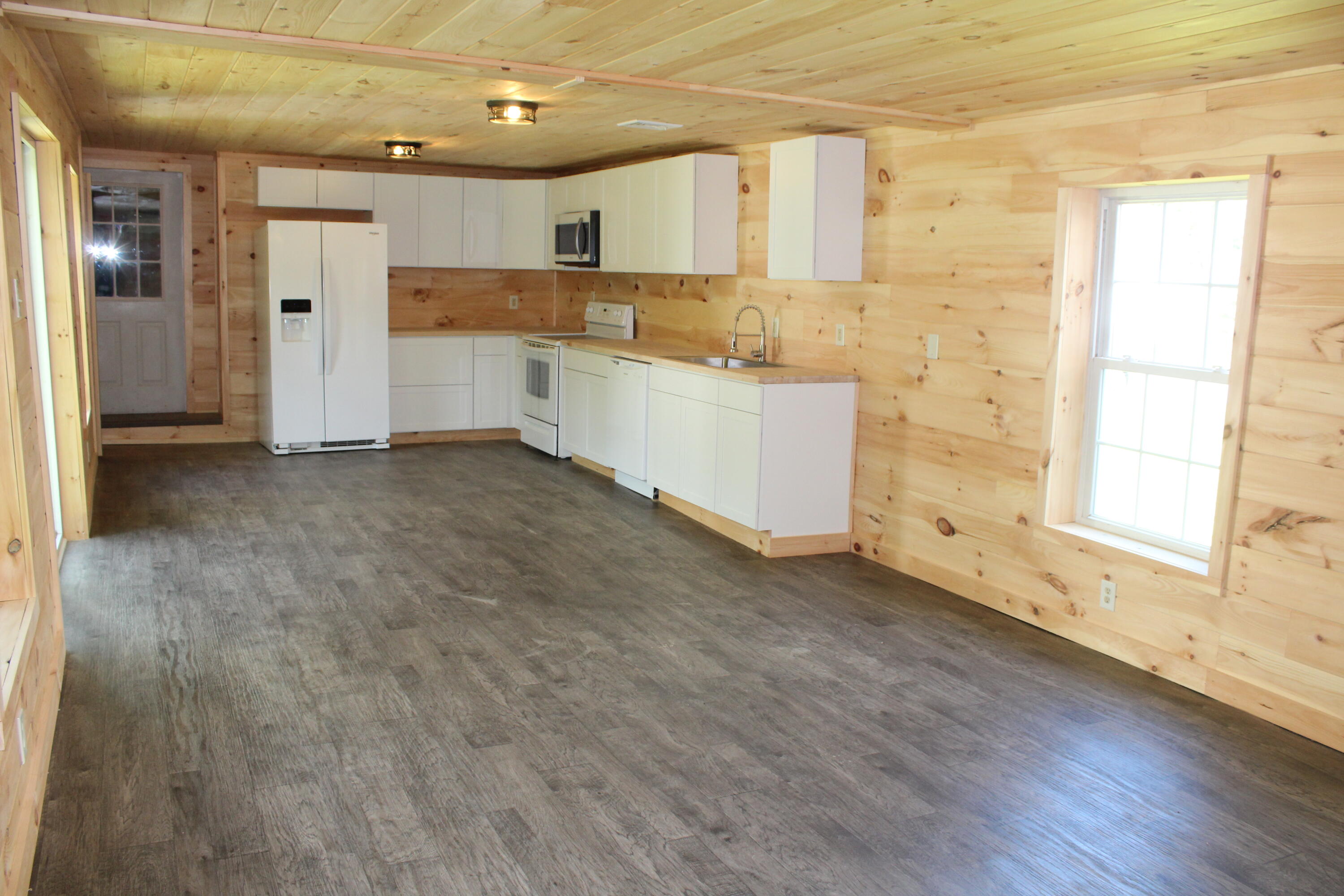 872 Main Road Carmel, ME 04419 - Photo 5 of 49 5