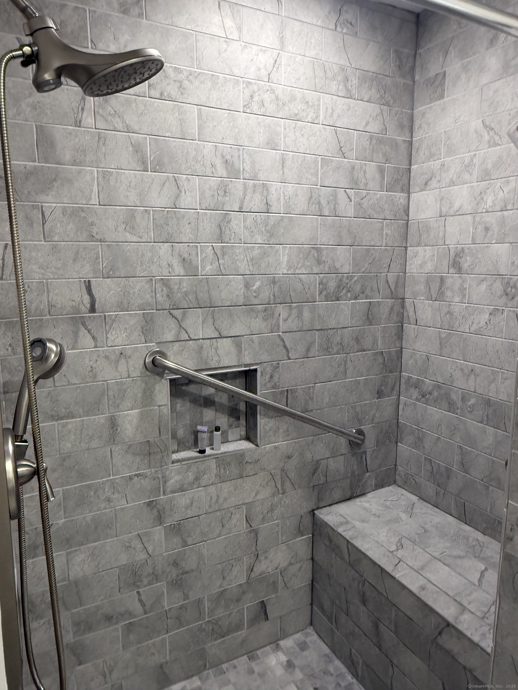 99 Main Street Stonington, CT 06378 - Photo 17 of 39