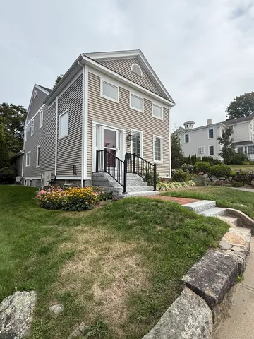 $4,500 | 99 Main Street, Stonington, CT 06378