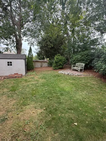 $4,500 | 99 Main Street, Stonington, CT 06378