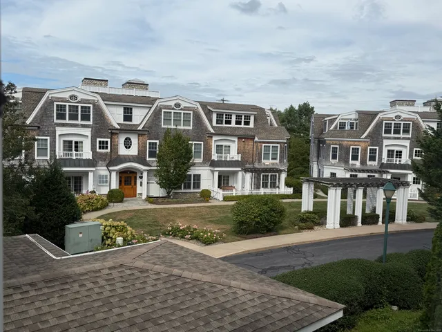 $4,500 | 99 Main Street, Stonington, CT 06378