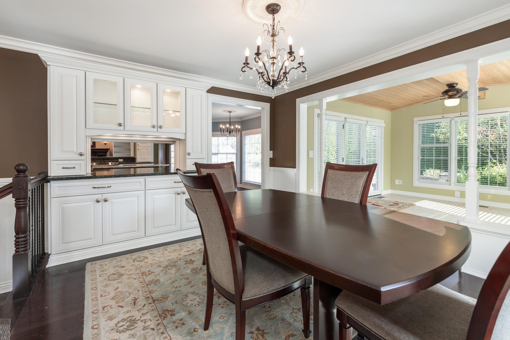 592 Thorntree Road Grosse Pointe Woods, MI 48236 - Photo 12 of 53