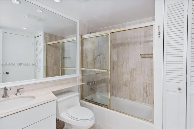 $7,100 | 2 Grove Isle Drive, Unit B703, Miami, FL 33133