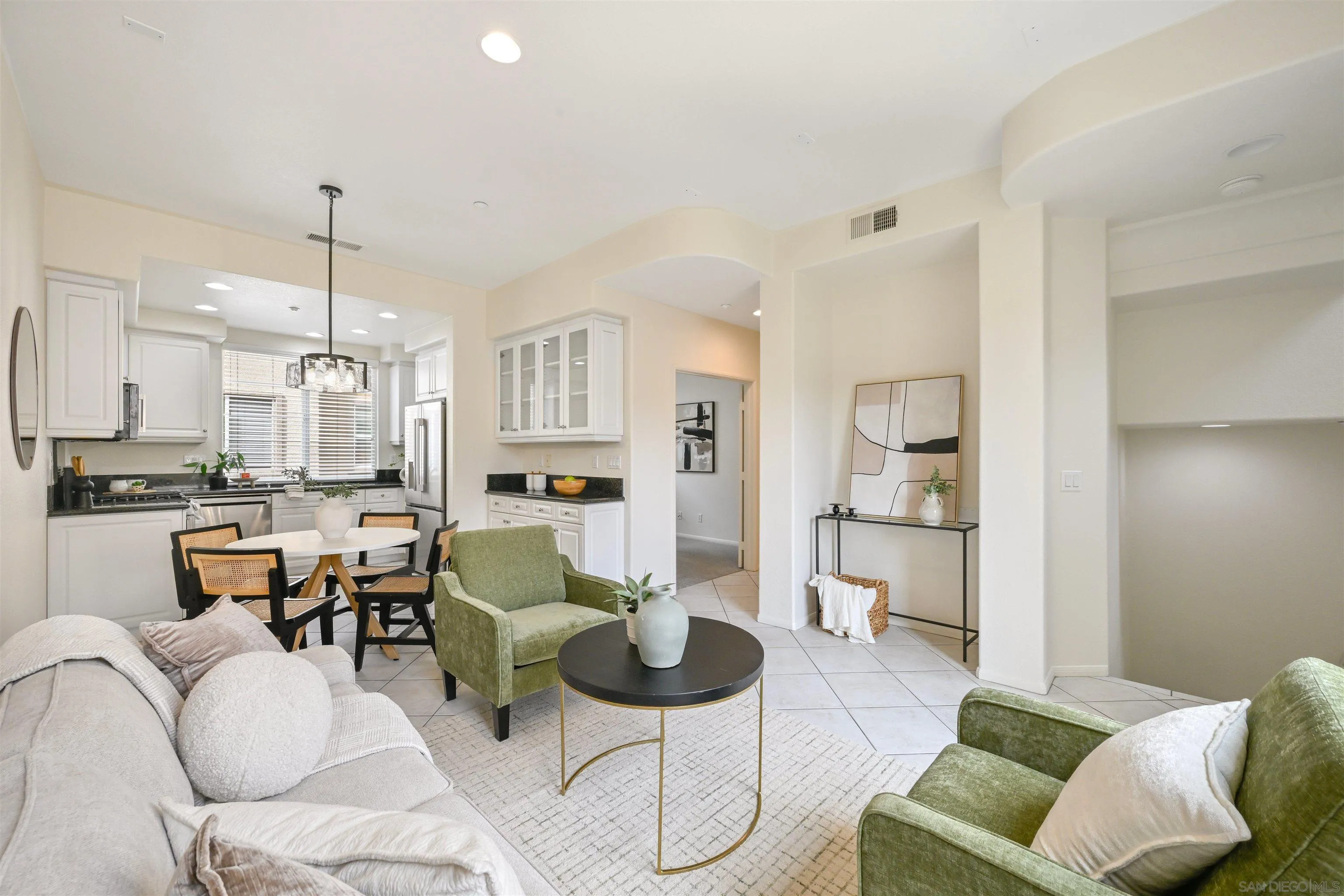 749 Almond Road San Marcos, CA 92078 - Photo 2 of 32 Gallery Image 2
