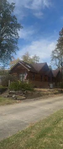 $357,000 | 924 West 3rd Street, Connersville, IN 47331