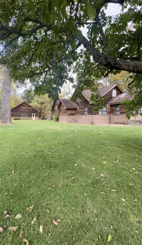 $357,000 | 924 West 3rd Street, Connersville, IN 47331