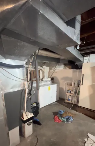 $357,000 | 924 West 3rd Street, Connersville, IN 47331