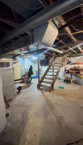 $357,000 | 924 West 3rd Street, Connersville, IN 47331