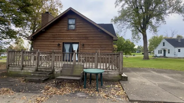 $357,000 | 924 West 3rd Street, Connersville, IN 47331