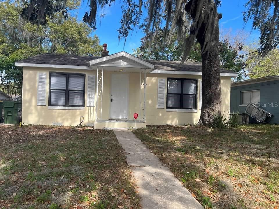 1806 High Street Leesburg, FL 34748 - Photo 1 of 1