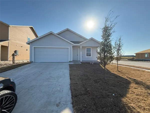 $2,195 | 7829 Thor Drive, Corpus Christi, TX 78414