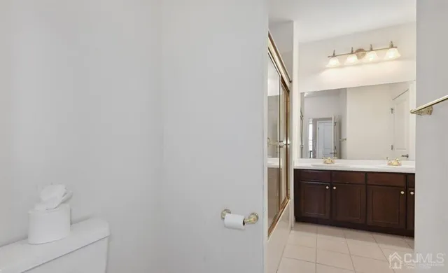 $2,650 | 24 A Roosevelt Avenue, Unit A, Carteret, NJ 07008