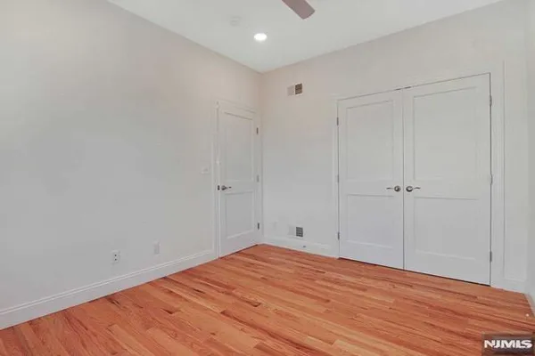 $4,000 | 734 Second Avenue, Unit 1, Lyndhurst, NJ 07071