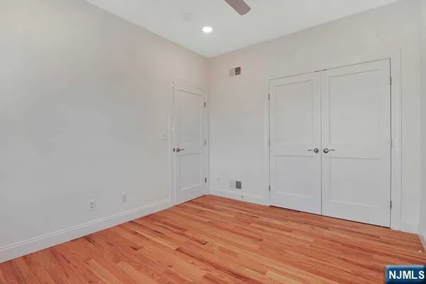 $4,000 | 734 Second Avenue, Unit 1, Lyndhurst, NJ 07071