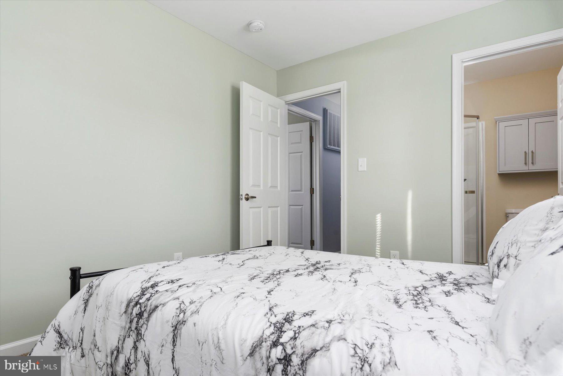 1608 Hilltop Road Edgewater, MD 21037 - Photo 13 of 37