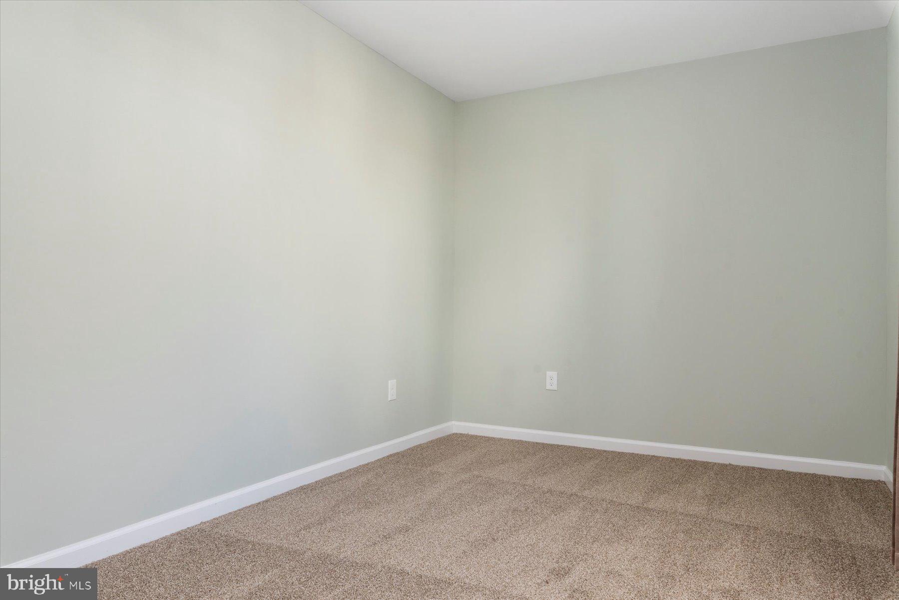 1608 Hilltop Road Edgewater, MD 21037 - Photo 16 of 37