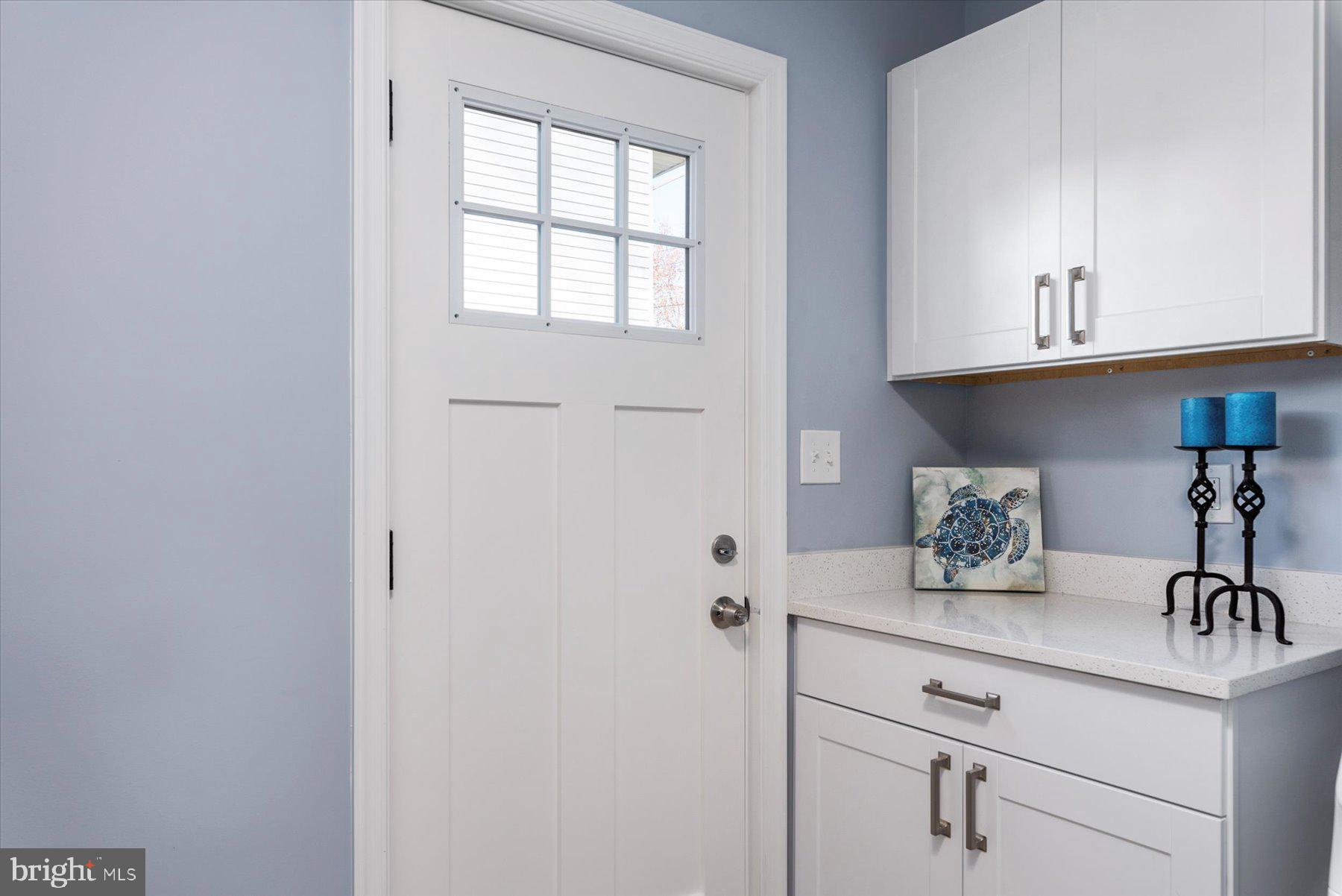 1608 Hilltop Road Edgewater, MD 21037 - Photo 19 of 37 Laundry/ Side Door