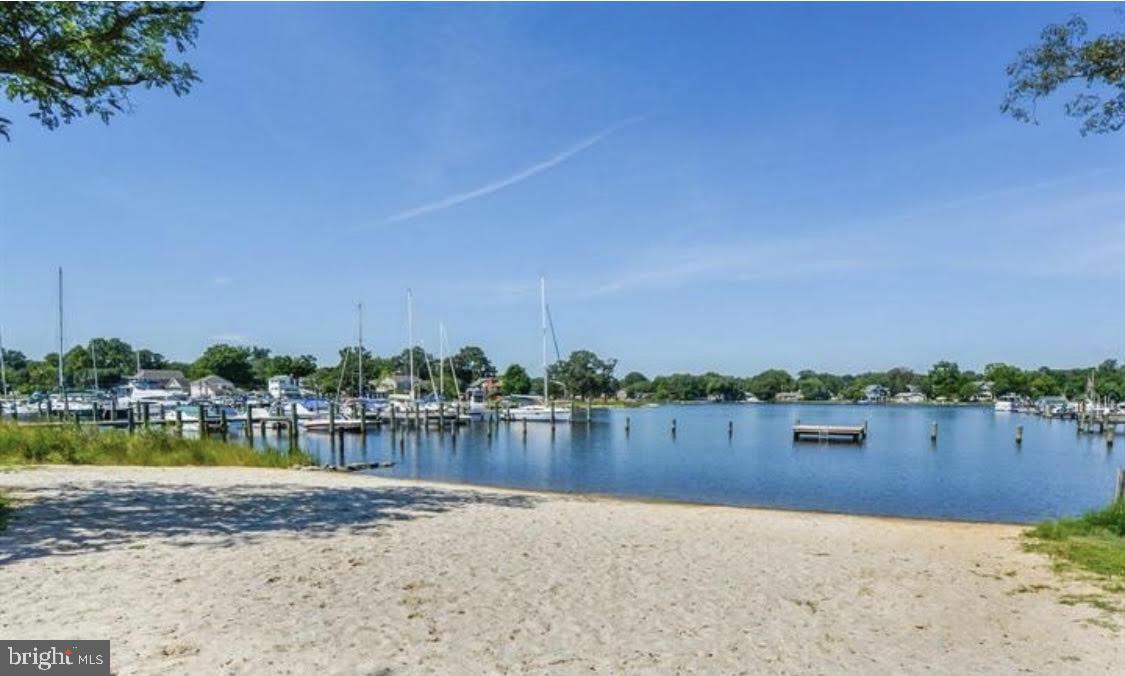 1608 Hilltop Road Edgewater, MD 21037 - Photo 37 of 37 Community Beach