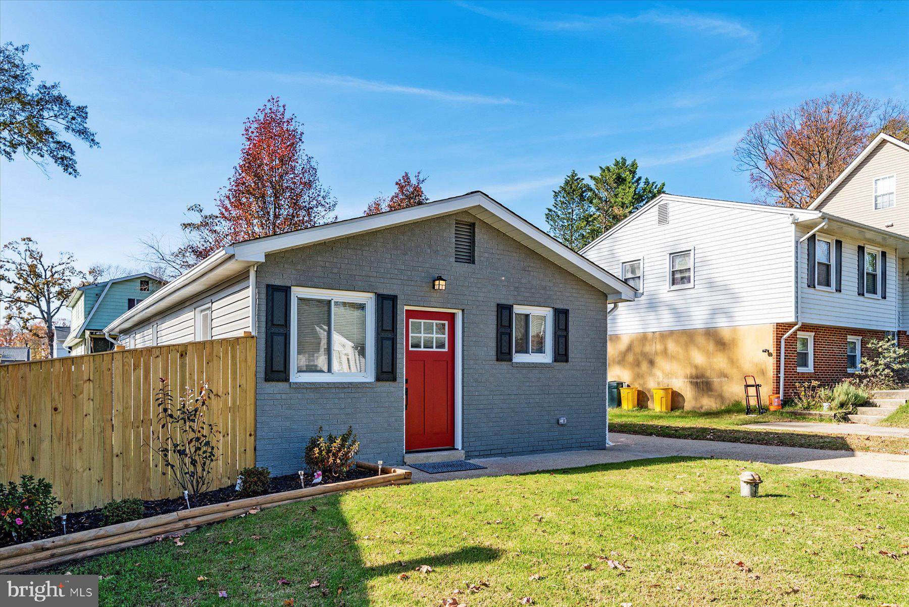 1608 Hilltop Road Edgewater, MD 21037 - Photo 5 of 37