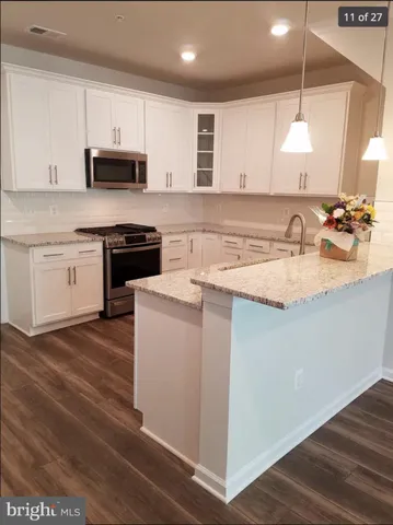 $2,900 | 45161 Admiral Drive, Sterling, VA 20166