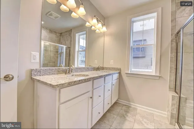 $2,900 | 45161 Admiral Drive, Sterling, VA 20166